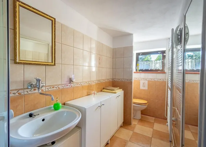 Horni Prysk By Interhome * Либерц